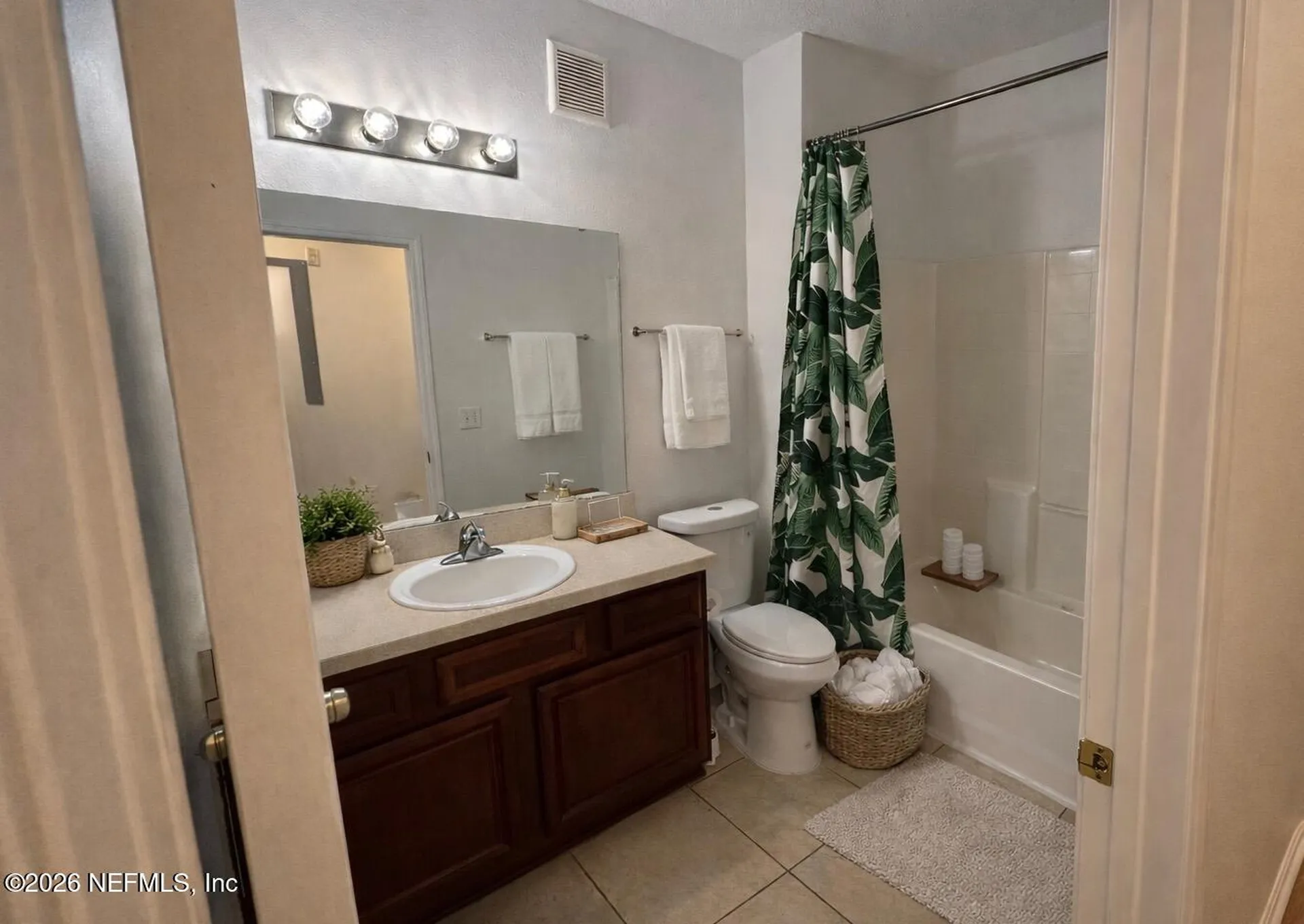 8227 Lobster Bay Court Jacksonville FL 32256