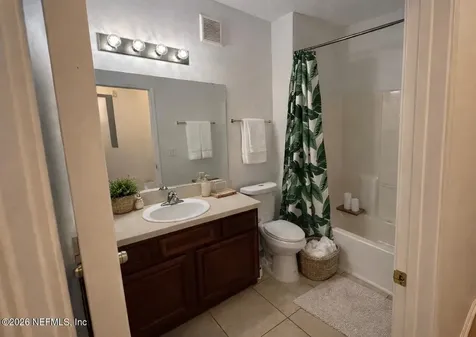 8227 Lobster Bay Court Jacksonville FL 32256