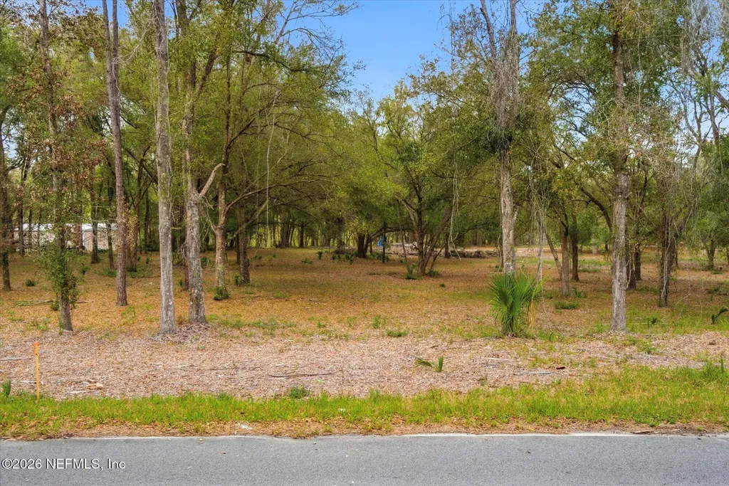 654 Old Welaka Road Welaka FL 32193
