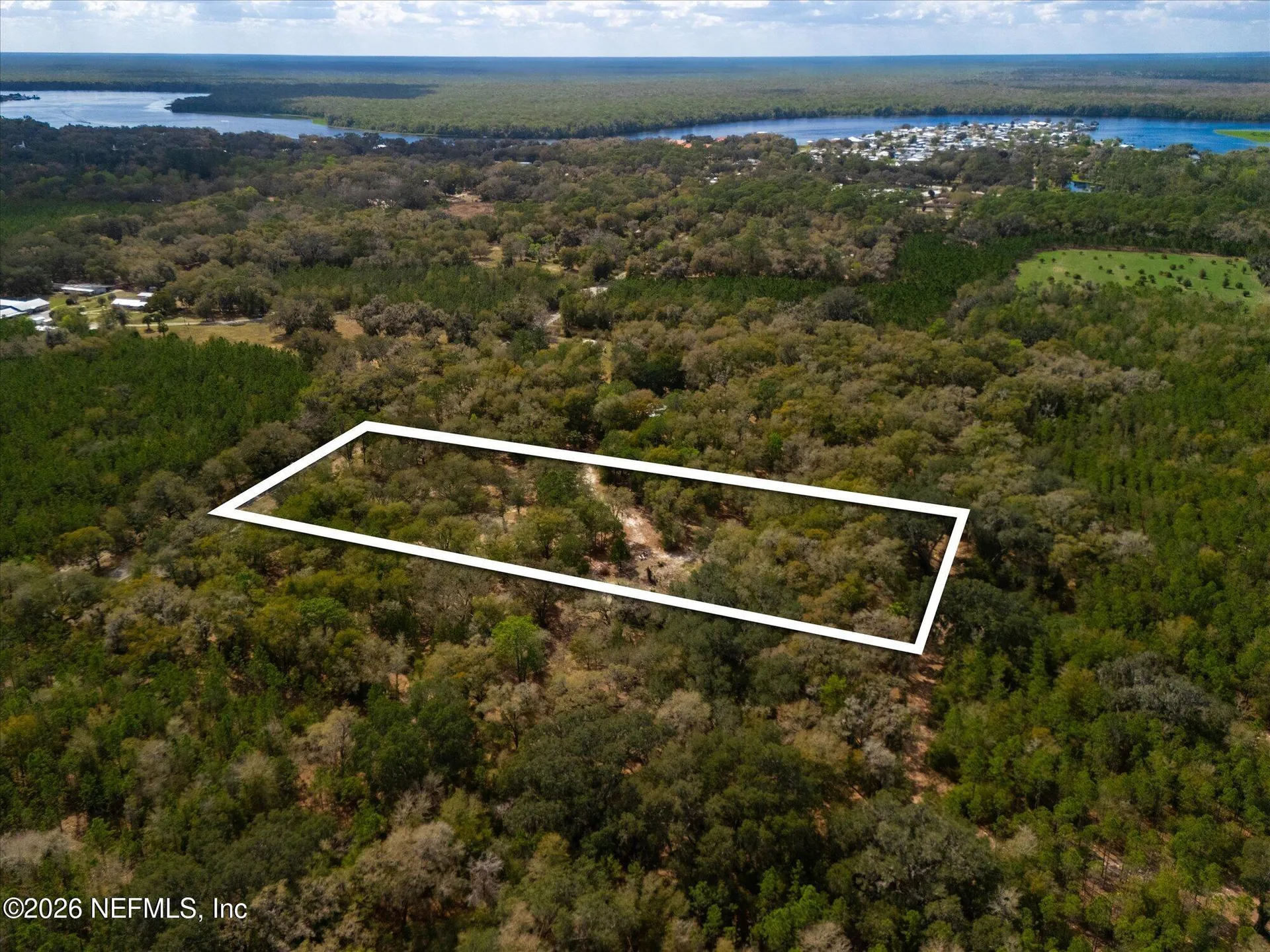 654 Old Welaka Road Welaka FL 32193
