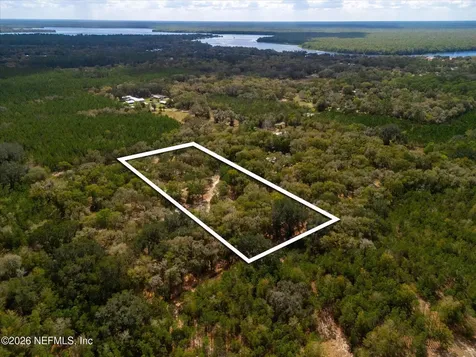 654 Old Welaka Road Welaka FL 32193