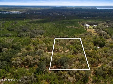 654 Old Welaka Road Welaka FL 32193