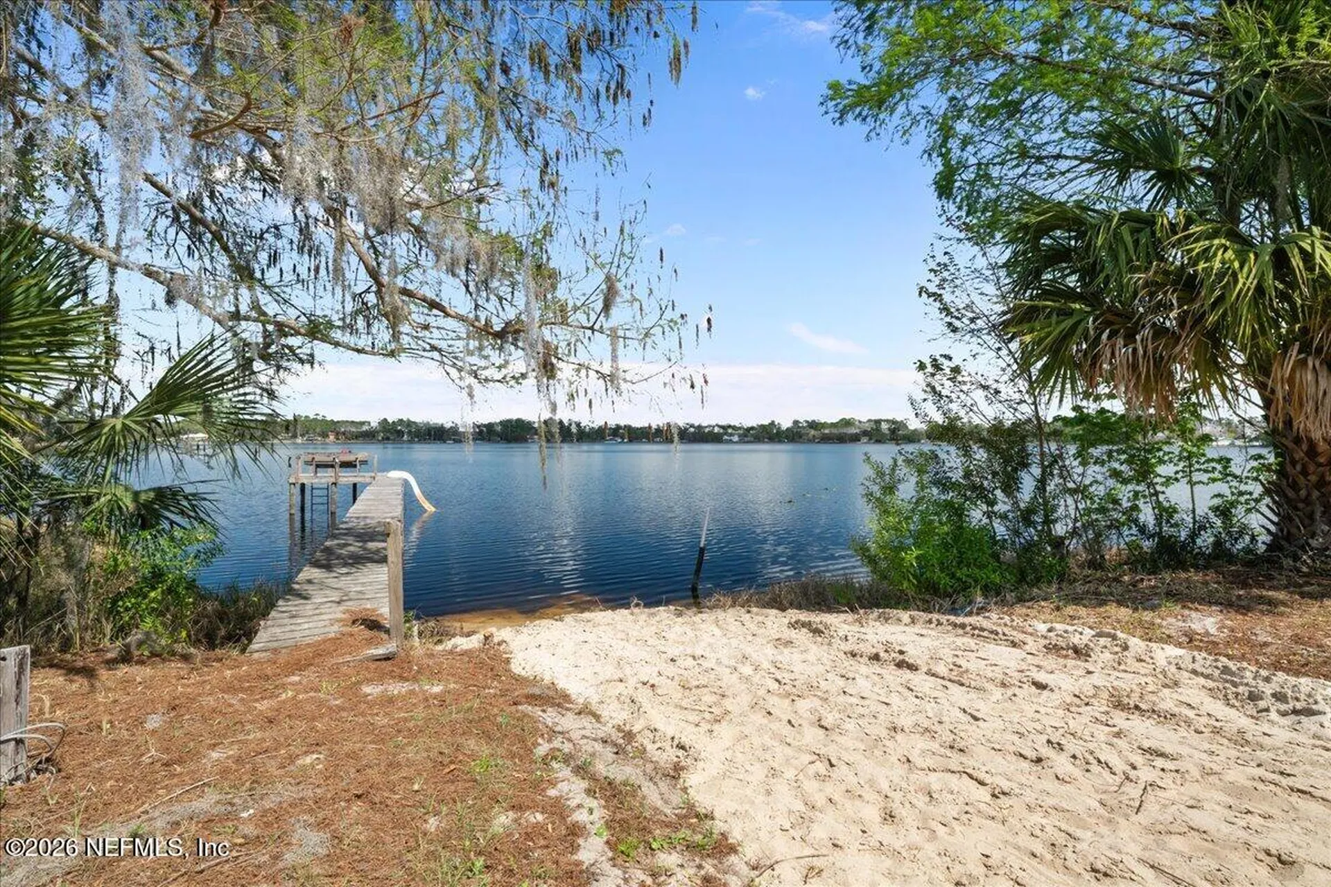 986 State Road 20 Interlachen FL 32148