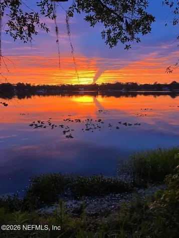 986 State Road 20 Interlachen FL 32148
