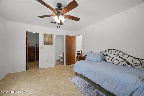 986 State Road 20 Interlachen FL 32148