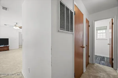 986 State Road 20 Interlachen FL 32148