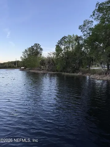 986 State Road 20 Interlachen FL 32148