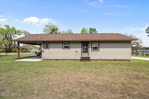 986 State Road 20 Interlachen FL 32148