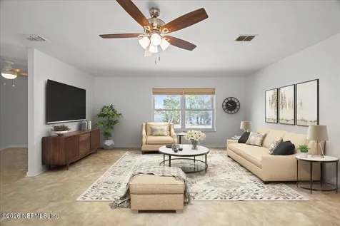 986 State Road 20 Interlachen FL 32148