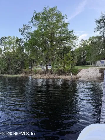 986 State Road 20 Interlachen FL 32148