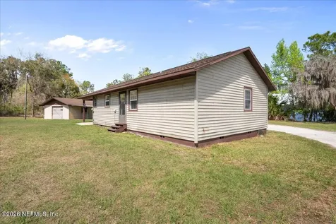 986 State Road 20 Interlachen FL 32148