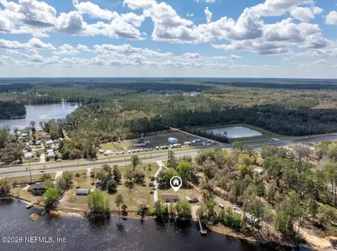 986 State Road 20 Interlachen FL 32148