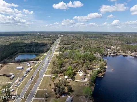 986 State Road 20 Interlachen FL 32148