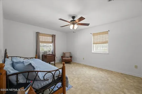 986 State Road 20 Interlachen FL 32148