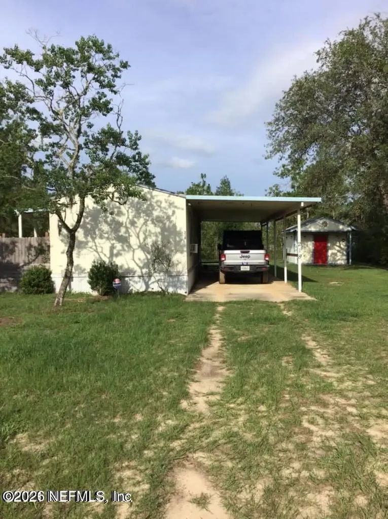 218 Violet Avenue Interlachen FL 32148