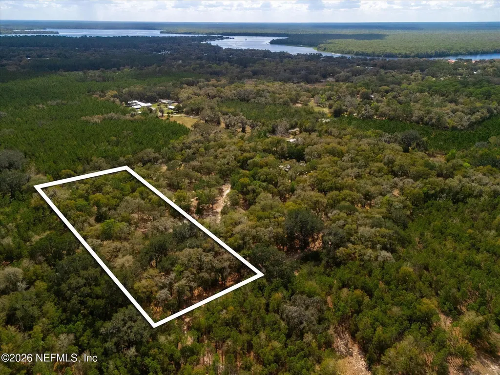 660 Old Welaka Road Welaka FL 32193