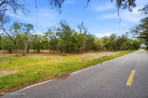 660 Old Welaka Road Welaka FL 32193