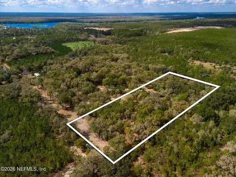 660 Old Welaka Road Welaka FL 32193