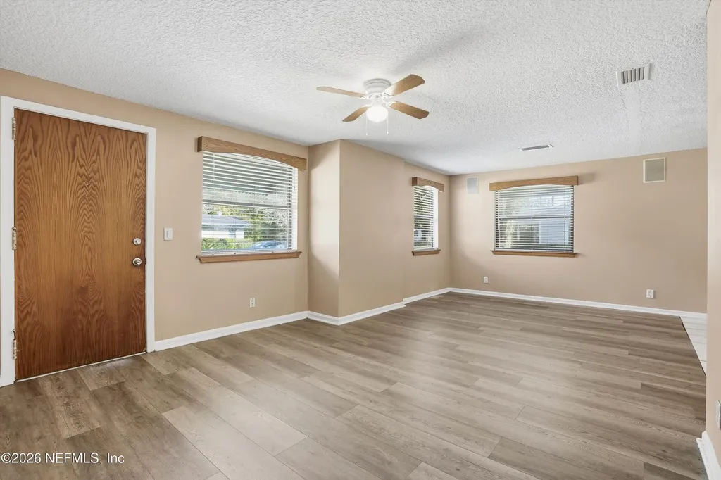 1736 Lakewood Road Jacksonville FL 32207
