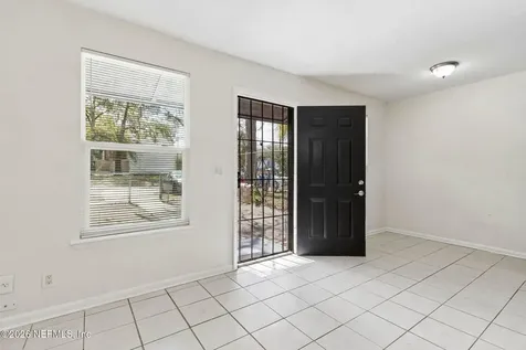 4603 Ken Knight Drive N Jacksonville FL 32209
