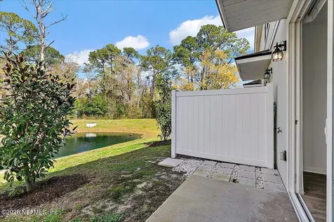 662 Celtic Drive Jacksonville FL 32218