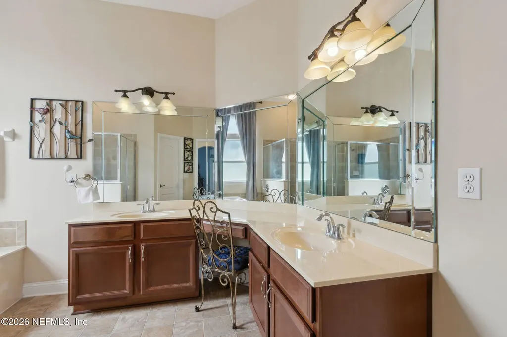 9557 Adelaide Drive Jacksonville FL 32244