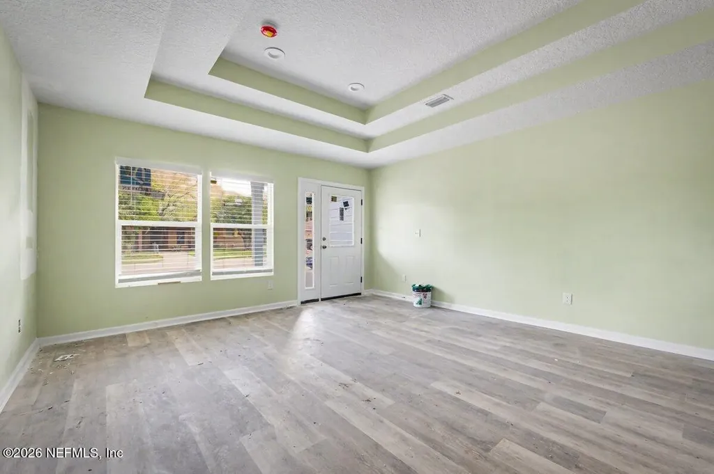 5252 Cleveland Road Jacksonville FL 32209