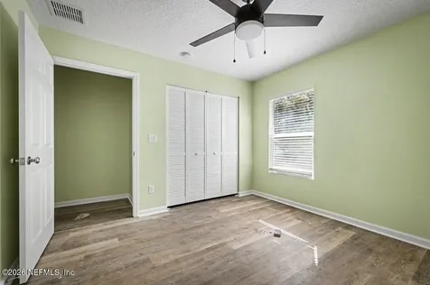 5252 Cleveland Road Jacksonville FL 32209