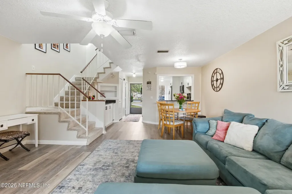 7623 Baymeadows Circle Jacksonville FL 32256