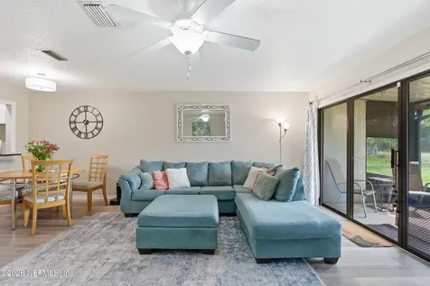 7623 Baymeadows Circle Jacksonville FL 32256
