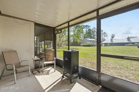 7623 Baymeadows Circle Jacksonville FL 32256