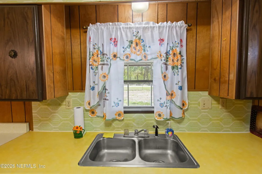 18013 NE 135th Avenue Waldo FL 32694
