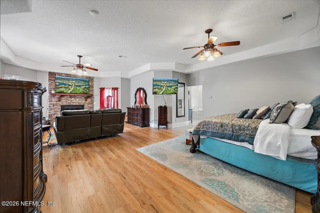 14394 Bob Burnsed Road Glen St. Mary FL 32040