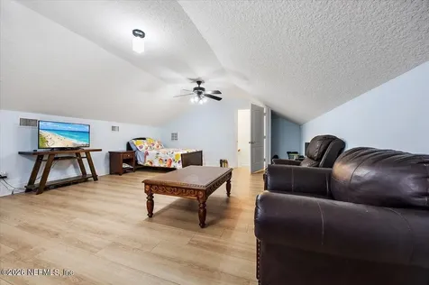 14394 Bob Burnsed Road Glen St. Mary FL 32040