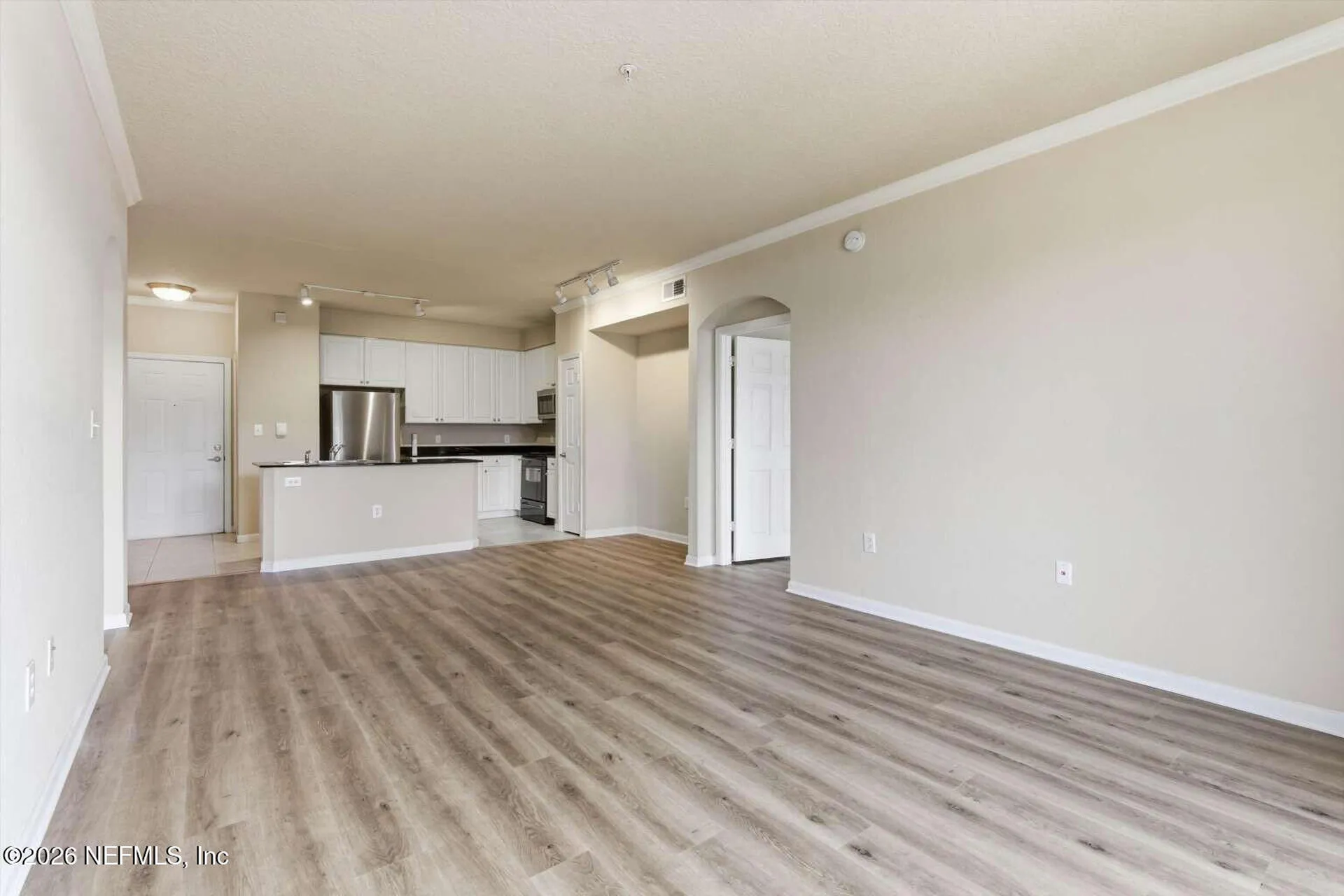 8539 Gate Parkway W Jacksonville FL 32216