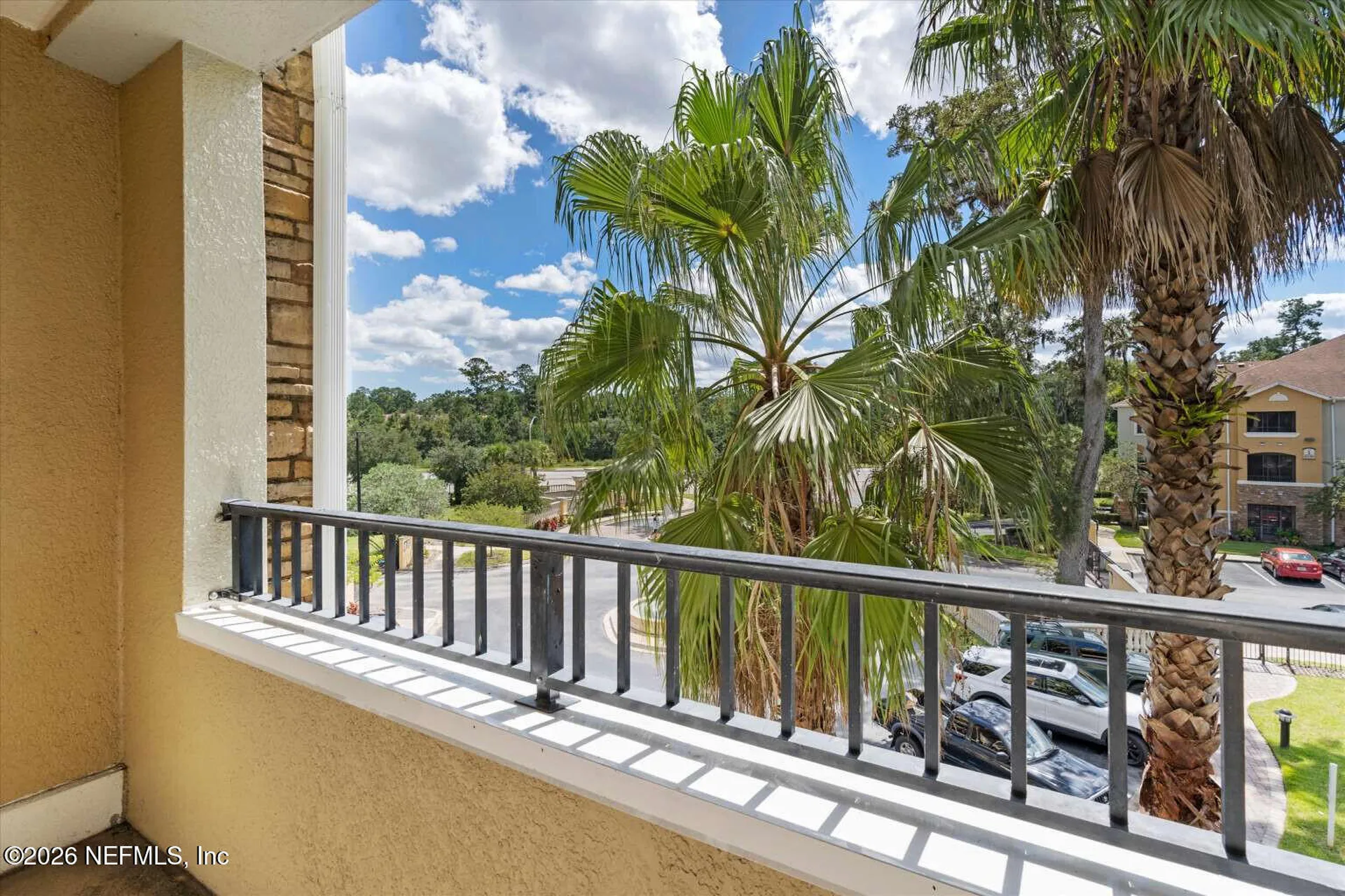 8539 Gate Parkway W Jacksonville FL 32216