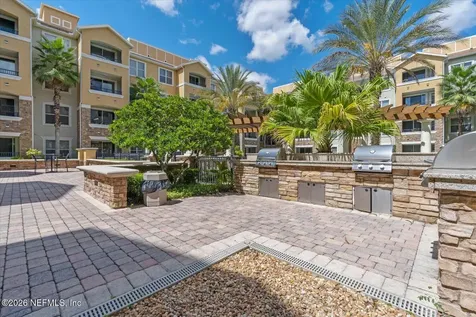 8539 Gate Parkway W Jacksonville FL 32216