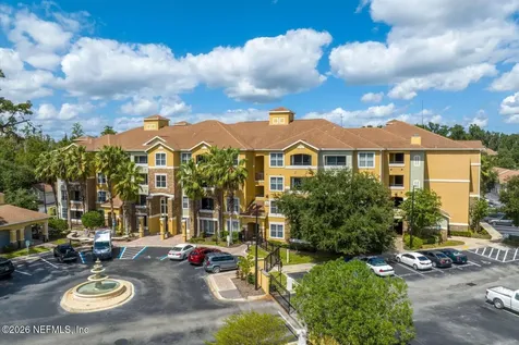 8539 Gate Parkway W Jacksonville FL 32216