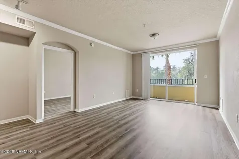 8539 Gate Parkway W Jacksonville FL 32216
