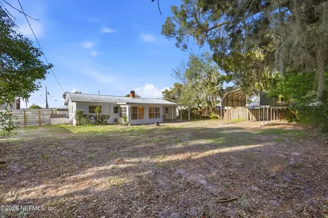 226 River Drive East Palatka FL 32131