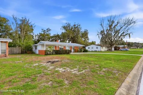 226 River Drive East Palatka FL 32131