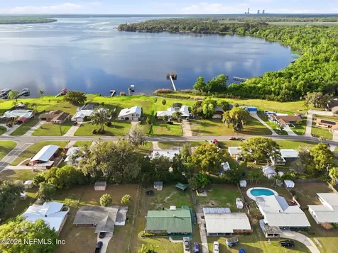 226 River Drive East Palatka FL 32131