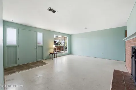 226 River Drive East Palatka FL 32131