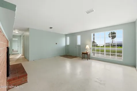 226 River Drive East Palatka FL 32131