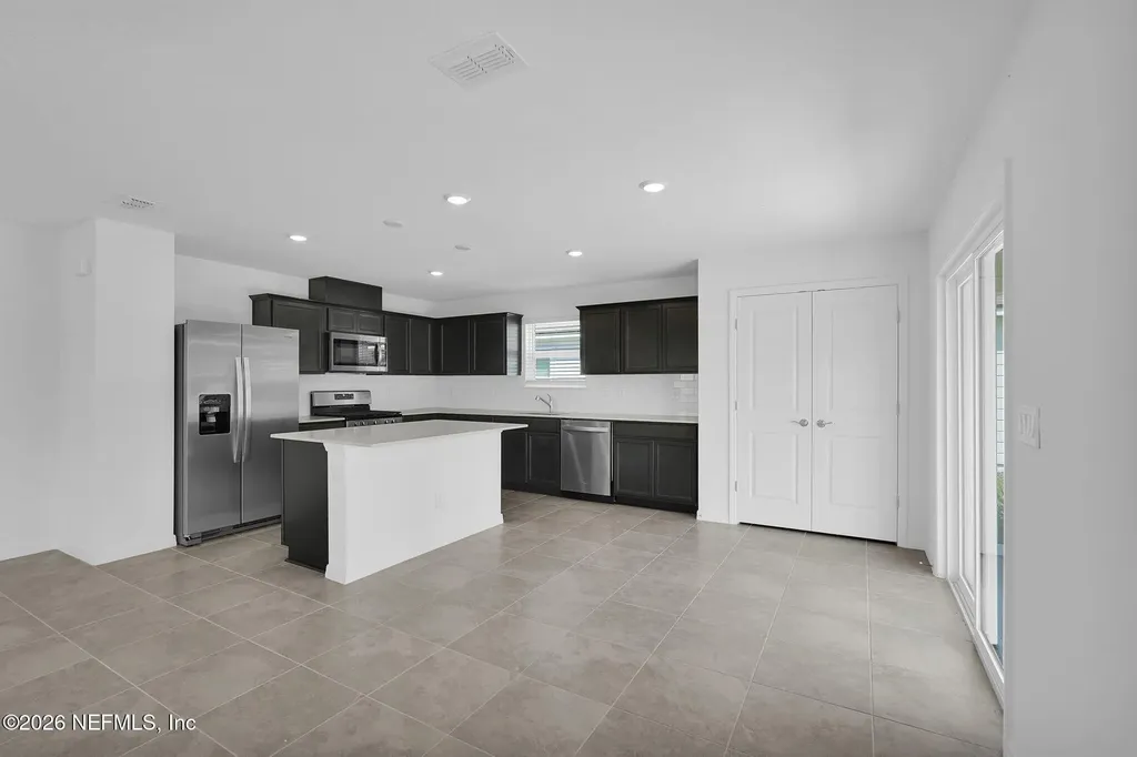 7039 Sandperch Street Jacksonville FL 32244