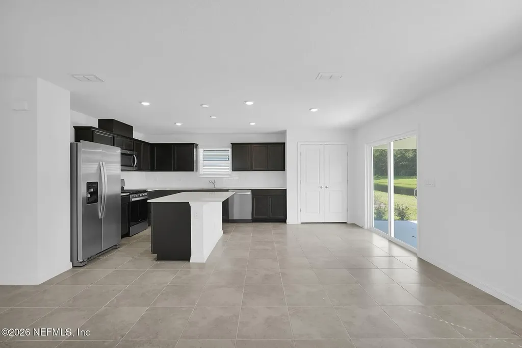 7039 Sandperch Street Jacksonville FL 32244