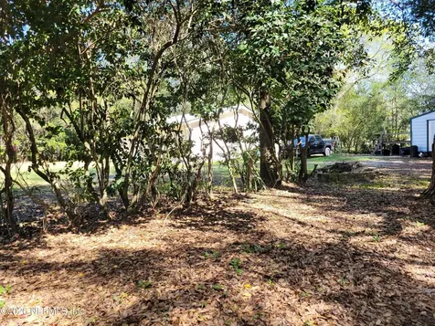 10507 Prospect Avenue Hampton FL 32044