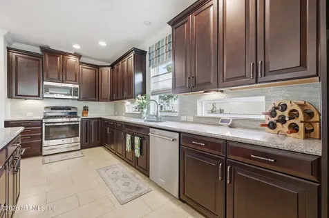 3747 Burnt Pine Drive Jacksonville FL 32224