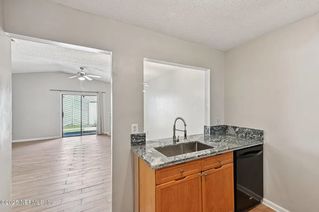 3801 Crown Point Road Jacksonville FL 32257