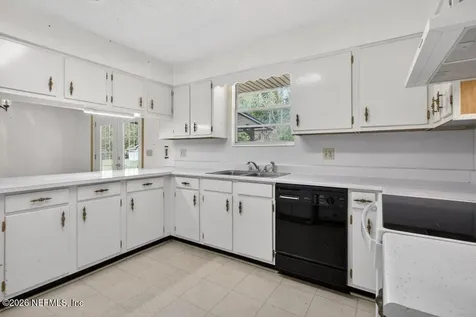 5785 George Hodges Road Macclenny FL 32063